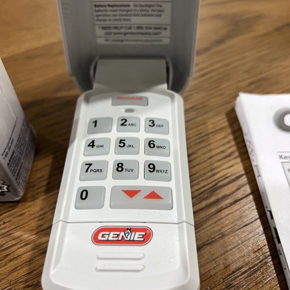 Genie GK-BX Wireless Keypad 37224R - Picture 2 of 10